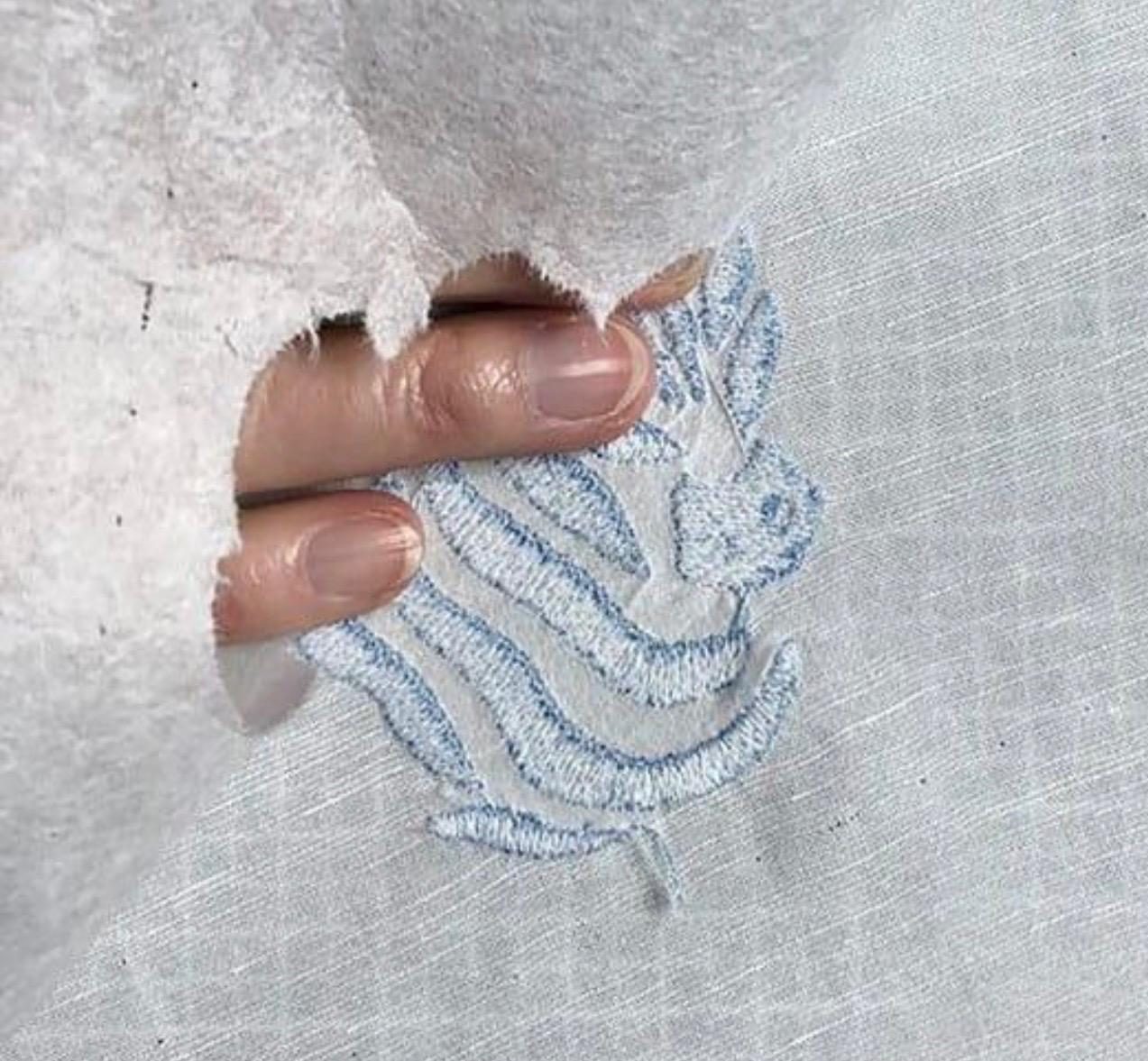 Exemple inserții broderie